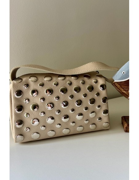 Bolso TACHAS beige