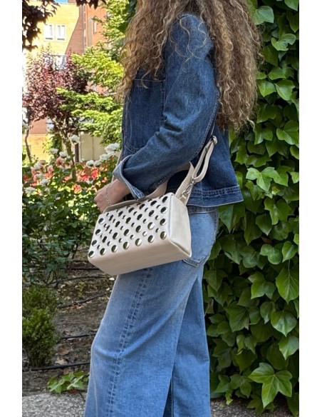 Bolso TACHAS beige