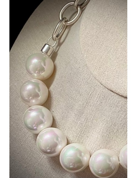 Collar de perlas y eslabones