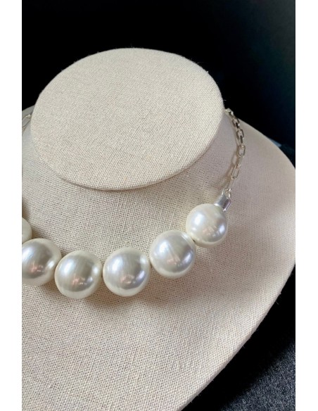 Collar de perlas satén