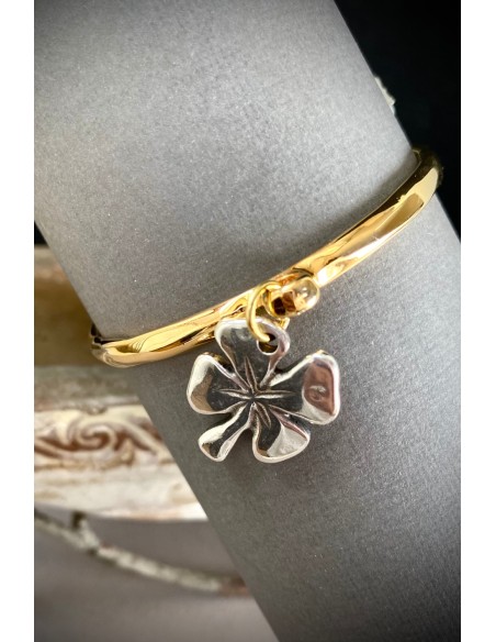 Brazalete bicolor trébol