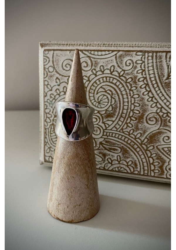 Anillo Lágrima rojo