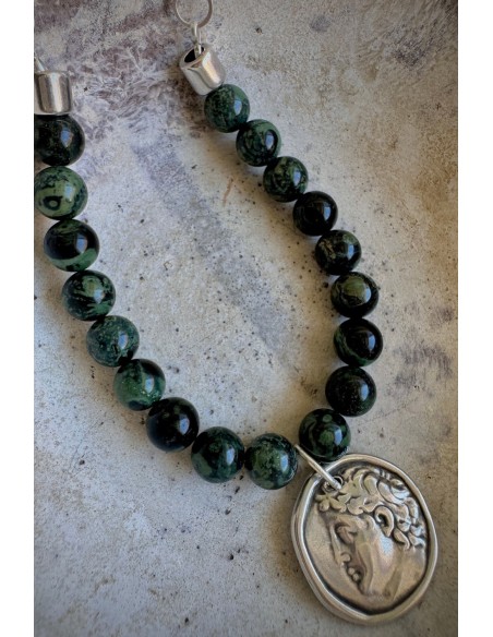 Collar Ágata verde y moneda
