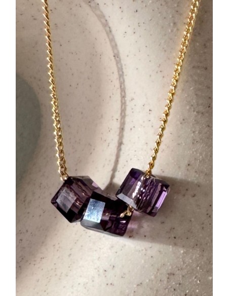 Collar Colección BORA minimal morado